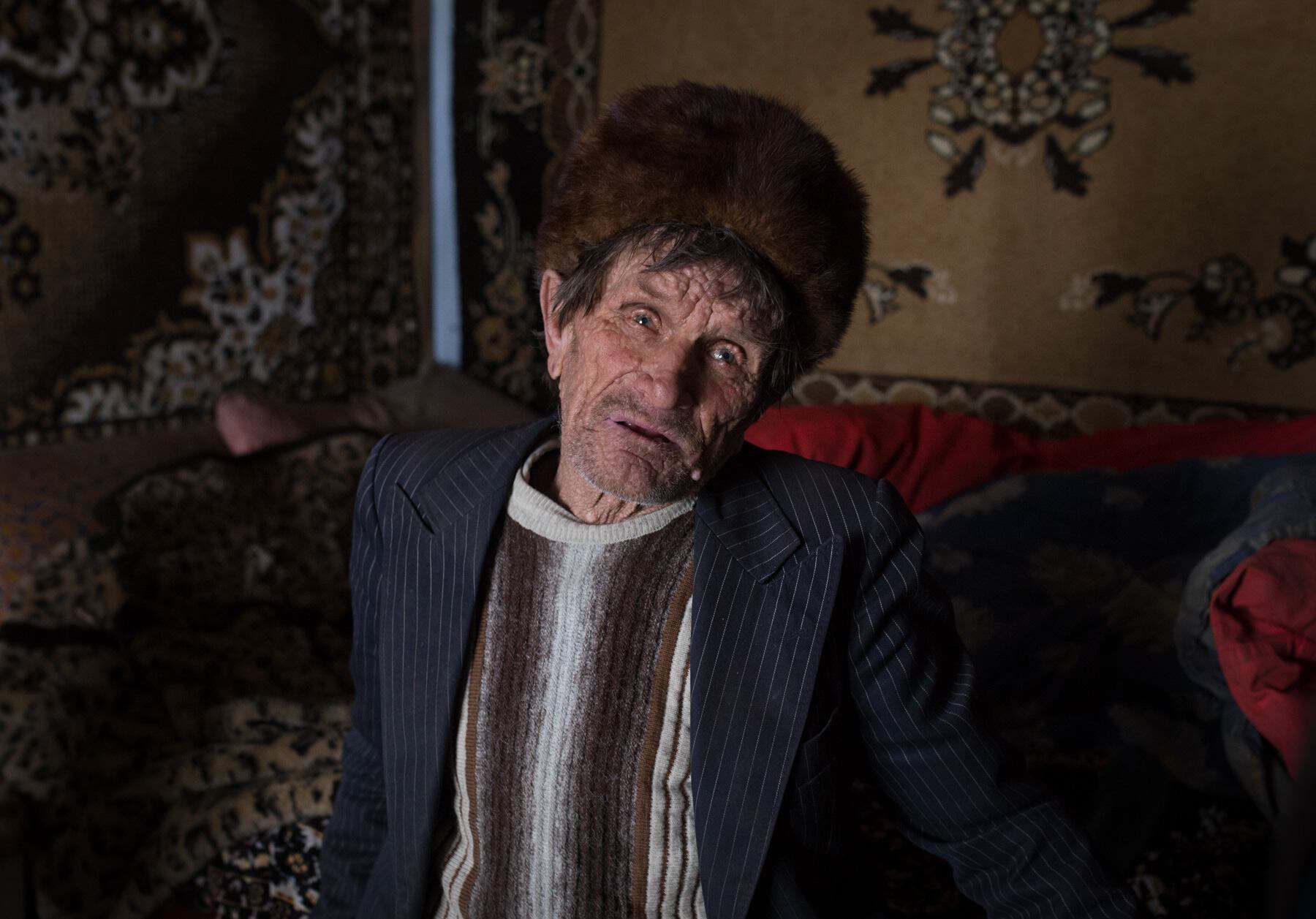 Aleksei, 71, in Viișoara, Moldova. February 2018.